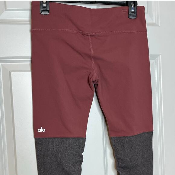 Alo Goddess Leggings Ribbed XS Berry Gray Yoga Pilates Medium - Picture 4 of 9